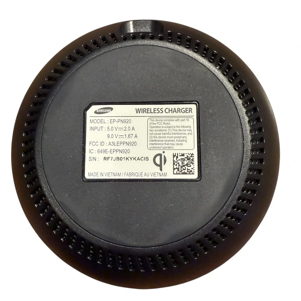 Samsung Wireless Charging Pad with Adapter